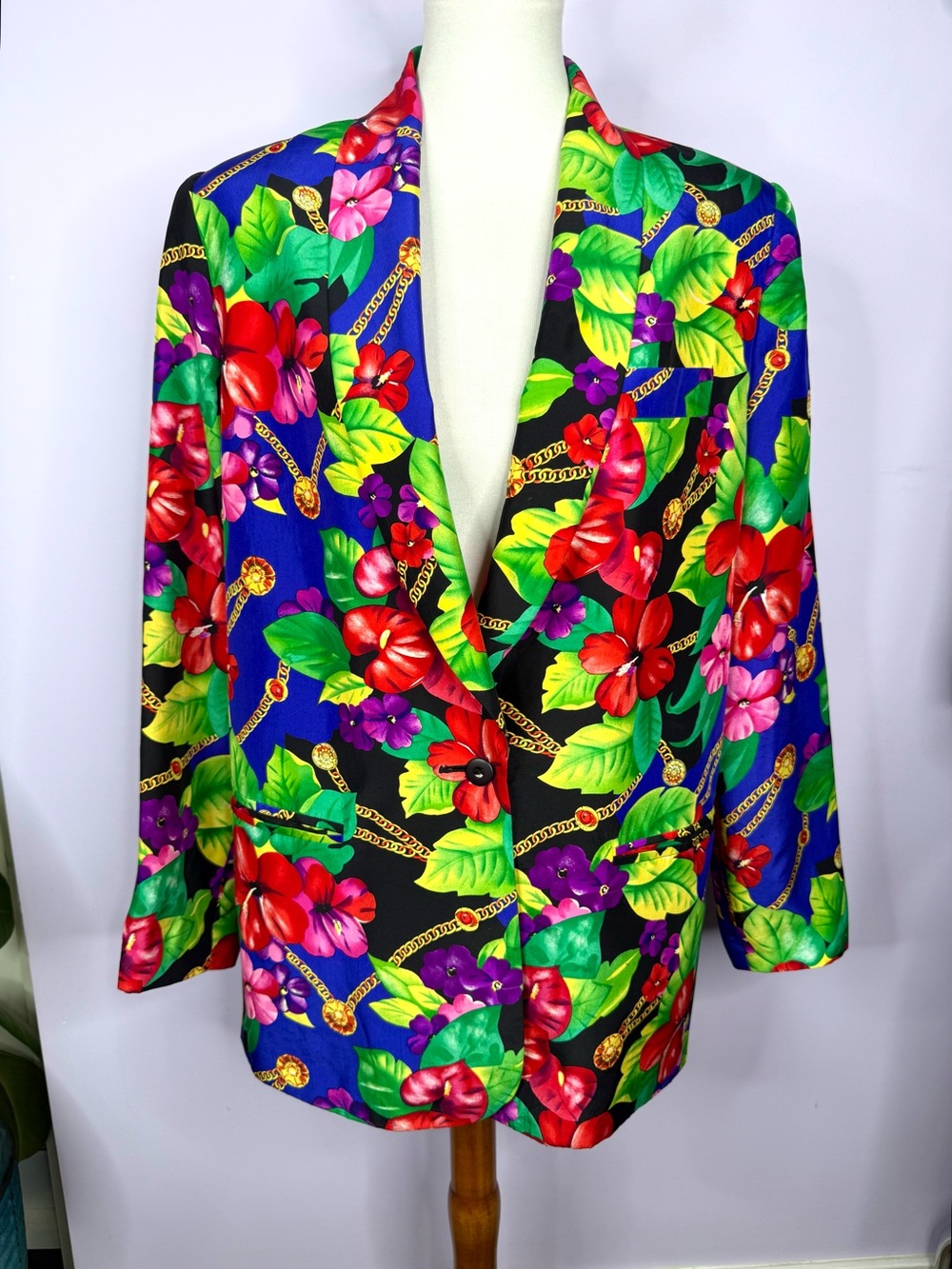 YL Collection Vintage 80's/90's Colorful Hibiscus & Chains Print Blazer